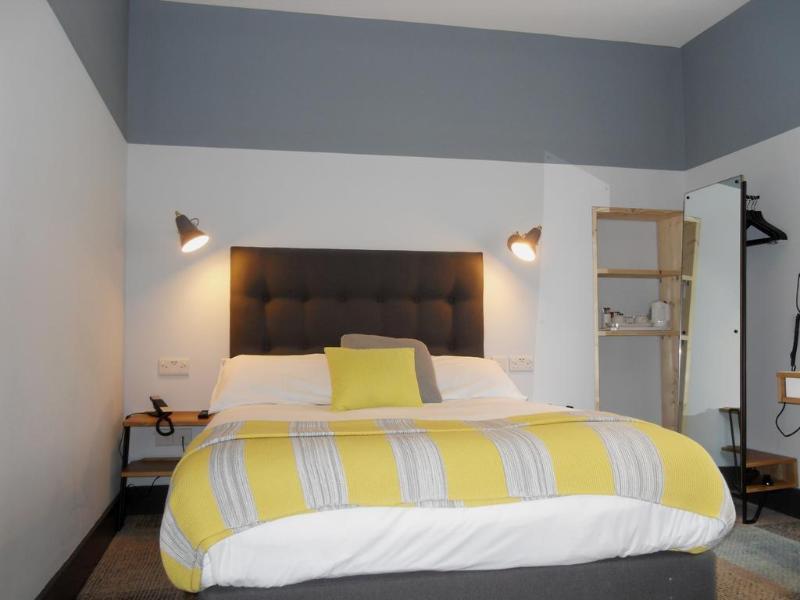 The Pilgrm Hotel London Exterior photo