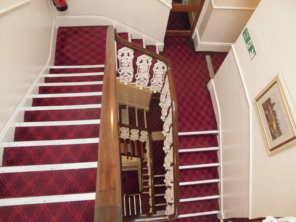 The Pilgrm Hotel London Exterior photo