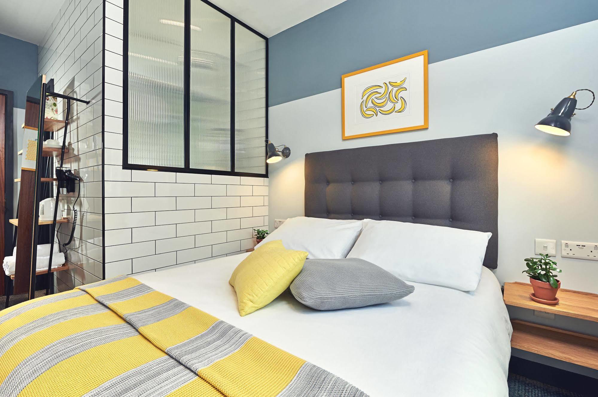 The Pilgrm Hotel London Exterior photo